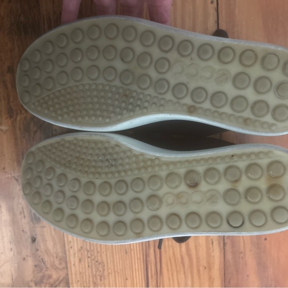 Ecco Black Soft leather Gortex Sneakers, Size 5, Rubber Soles. Worn 1/2 dz times - Picture 15 of 15